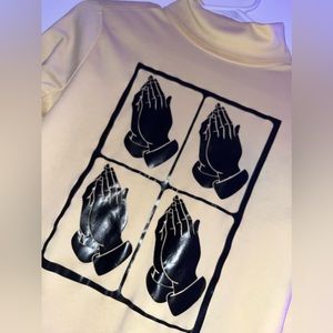 Praise him Jesus has risen on a Sunday church